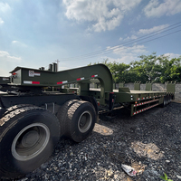 Semi-remorque surbaissée tout-terrain à 4 essieux, capacité de charge de 80 tonnes, équipée d'un treuil de 20 tonnes, pour le transport d'équipements lourds