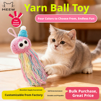 Jouet pour chat : Balle en fil et cordes style dessin animé, pour l'auto-entretenissement, suspendu, résistant aux morsures, pour la dentition, baguette interactive pour chatons