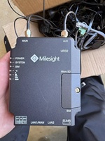 Solution personnalisée de surveillance de machine à distance de compteur intelligent de routeur cellulaire industriel Milesight UR32 4G LTE