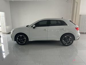 <span class=keywords><strong>Audi</strong></span> <span class=keywords><strong>Q3</strong></span> <span class=keywords><strong>quattro</strong></span> <span class=keywords><strong>2022</strong></span> d'occasion en bon état, conduite à gauche, essence, 4x4 automatique avec phares LED - Product Image 6