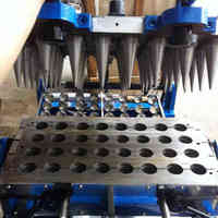 Machine de fabrication de biscuits en gaufrette pour cornet de crème glacée à bon prix machine à fabriquer des gobelets à gaufres pour cornets de sucre croustillants prix de la machine à mouler