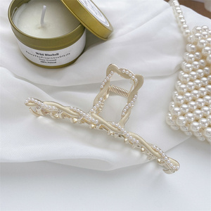 กิ๊บกรงเล็บรูปปลาฉลามขนาดใหญ่สำหรับผู้หญิงกิ๊บหนีบผมไข่มุกสวยสง่าแฟชั่น - Product Image 5