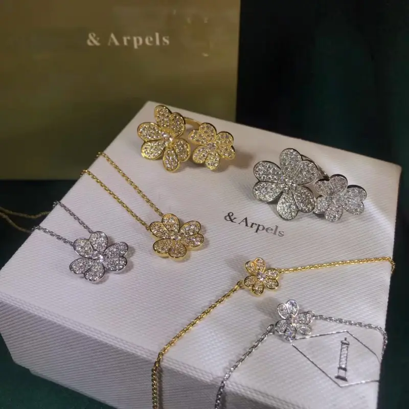 Mode Luxe Ontwerper Diamant Klavertje Vier Ring Nieuwe Mode Dubbele Bloemenring Dames Sieraden