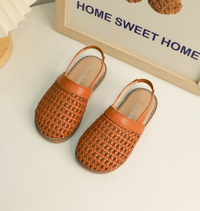 Sandales d'été pour filles, nouvelles sandales souples tressées à bout fermé pour bébés, idéales pour l'extérieur - Product Image 4