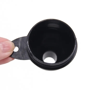 200ml 70g en plastique noir entonnoir bouteille d'eau de protéine supplément entonnoir avec porte-clés - Product Image 3