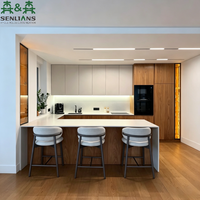 Meubles de cuisine en forme de U SLS Japandi, placage bois et laque mate, péninsule, armoires modulaires sur mesure pour villa de luxe