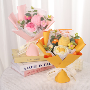 ขายส่งของขวัญวันแม่ ช่อดอกไม้ถักมือสุดสร้างสรรค์ ช่อดอกไม้โครเชต์แบบกำหนดเอง ดอกกุหลาบ - Product Image 1