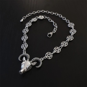 Collier ras du cou avec tête de chèvre et pentagramme, collier de baptême gothique Wicca satanique, collier de sorcière - Product Image 1