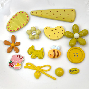 Adornos de Plástico Amarillo para Zapatos, Flores, Perros, Abejas, Accesorios de Joyería para Mujer, Pinzas para el Cabello, Decoración para Zuecos, Origen Corea - Product Image 2