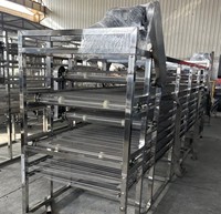 Convoyeur à bande multicouche en acier inoxydable Convoyeur à bande à mailles métalliques résistant à la chaleur pour le refroidissement des aliments