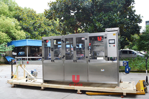 Machine d'embouteillage de capsulage de remplissage d'eau pure automatique de type linéaire 4-4-1 500BPH de bouteille de <span class=keywords><strong>jerrican</strong></span> en plastique de 5 <span class=keywords><strong>litres</strong></span> - Product Image 2