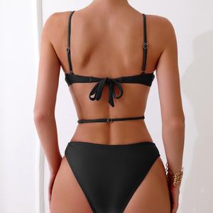 Vente en gros de maillots de bain triangle de couleur unie pour femmes, fabricant de maillots de bain une pièce et de bikinis pour femmes - Product Image 4