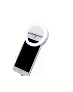 Anillo de Luz LED con Tema Romántico, Material PS Resistente, para Uso Diario - Regalo para Fiestas y Fotografía - Product Image 3