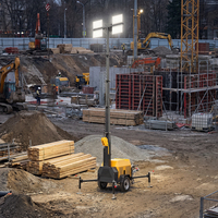 Tour d'éclairage mobile 5m 7m pour la construction, tour d'éclairage LED portable, lampes de jardin extérieures