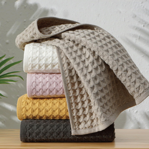 Pure Cotton Woven Waffle-style <b>Bath</b> <b>Towel</b> Three-piece <b>Set</b> Quick-drying Skin-friendly Gift Home Use Rectangle - Product Image 3