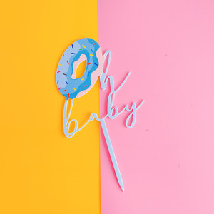 Decoración de Pastel de Acrílico con Letras de Donut, Tema Miel y Dulzura, Rosa y Azul, para Baby Shower - Product Image 3