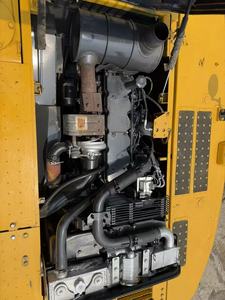 Excavatrice sur chenilles hydraulique d'occasion Komatsu PC240 de 24 tonnes en bon état pour le terrassement, en stock avec CE EPA - Product Image 3
