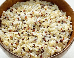 Grano <span class=keywords><strong>de</strong></span> Quinoa Blanca Seca <span class=keywords><strong>de</strong></span> Alta Calidad, Sin Gluten, Fuente <span class=keywords><strong>de</strong></span> Proteína, 12 <span class=keywords><strong>Meses</strong></span> <span class=keywords><strong>de</strong></span> <span class=keywords><strong>Vida</strong></span> Útil, Venta al por Mayor para Fabricantes <span class=keywords><strong>de</strong></span> Alimentos, Exportación - Product Image 4