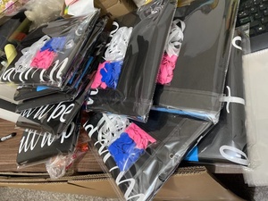 Kit per Festa di Rivelazione del Sesso con Sacchetto per Palloncini Rosa e Blu per Giochi di Baby Shower e Sfondo Fotografico - Product Image 6