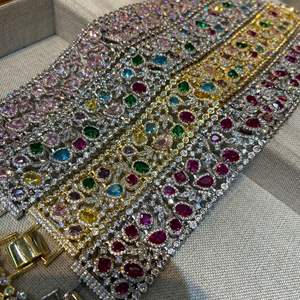 XILIANGFEIZI เครื่องประดับสไตล์ใหม่ หรูหรา แฟชั่น คุณภาพสูง กำไลข้อมือกว้าง วินเทจ ประดับพลอยหลากสี - Product Image 3