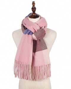 Écharpe longue en cachemire à carreaux rose de luxe pour femmes, idéale pour l'hiver - Product Image 2