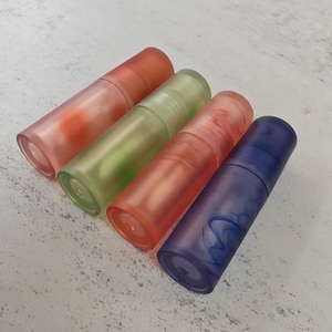 Nouveaux Tubes de Brillant à Lèvres AS Colorés avec Bouchon à Vis Rond, Bouteille Carrée, Emballage Cosmétique Transparent Personnalisé, Couleur Argentée Mini - Product Image 2