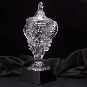 スポーツのお土産のためのボウルとクリスタル刻印ガラスクリスタルトロフィー賞カップの名誉