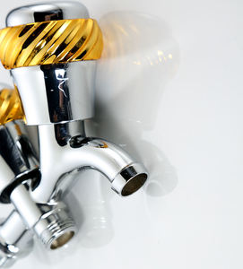 <span class=keywords><strong>Grifo</strong></span> de <span class=keywords><strong>Lavadora</strong></span> de Pared Multifuncional <span class=keywords><strong>Doble</strong></span> de Plástico Cromado de Zinc, Suministro de Fábrica a Bajo Precio, Fácil Instalación - Product Image 2