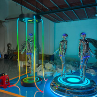 Statue décorative en résine Kosaki Ken Mechanical Girl, personnalisée en usine, style Cyberpunk, pour bar, KTV ou ornement d'art sur pied