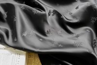 Tissu Jacquard en Satin Beige Motif Fleur de Prunier, Tissu en Soie Teint en Fil à Chute Douce, Tissu Jacquard pour Qipao, Hanfu, Camisole et Vêtements