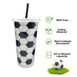 Bouteille d'eau réutilisable en PP, écologique, style américain, 24 onces, à boire directement, sur le thème du football, cadeau pour fête sportive - Product Image 3