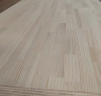Panneaux de bois de pin de qualité E0 AA personnalisés, bois scié, panneaux à jointures décoratives pour meubles et matériaux de décoration