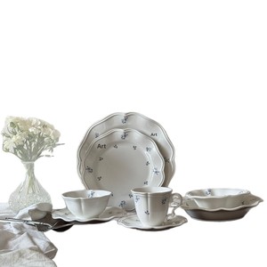 Assiette, Tasse à Café, Soucoupe et Bol en Porcelaine Bleue à Motif Végétal Rétro Français, Durables et Adaptés au Micro-ondes - Product Image 5