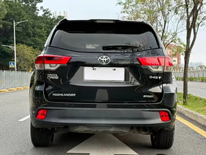 Voitures SUV d'occasion Toyota Highlander 2.0T 2WD édition Luxe 7 places, grand espace, TSS Safe, crossover familial et professionnel, voitures d'occasion 2018 - Product Image 5