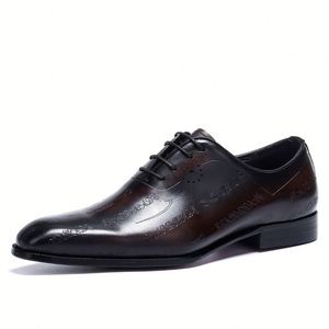 Zapatos Oxford de Hombre de Lujo Personalizados, Estilo Británico, Hechos a Mano con Cuero Genuino y Nubuck, Punta en Pico - Product Image 4