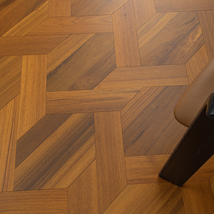 Parquet en bois de teck multicouche T&G de qualité AB, 18 mm, préfini, confortable, avec finition naturelle anti-UV, conforme RoHS, pour salle à manger - Product Image 1