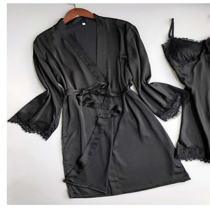 Nuevo conjunto de dos piezas de lencería negra de estilo europeo y americano, de imitación de seda, moderno y cómodo, con ribete de encaje. - Product Image 2