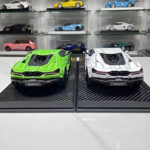 Modellino Auto Revuelto 1:18 in Resina Die-cast Personalizzato Realistico da Collezione Edizione Limitata Regalo - Product Image 5