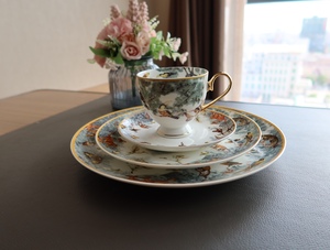 Best Selling 4pcs Nordic Luxury Jungle Animals Dining Room Sets Eco-Friendly Porcelain <b>Dinnerware</b> for Home Decor - Product Image 2