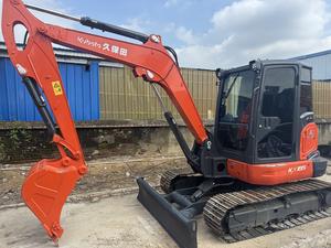 Excavateur Kubota KX165 5.5 tonnes d'occasion bien entretenu en bon état à vendre - Product Image 4