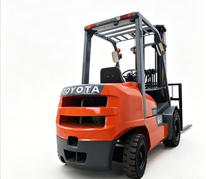 Used Toyota FDZN Diesel 3Ton Diesel <b>Forklift</b> 4.5 Meters 3 Masts - Product Image 1
