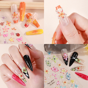 Nouveauté Personnalisée 5D Relief Fleur de Glace Imperméable 3D Fleur Papillon Design Pop Breloques pour Ongles DIY Autocollants d'Art Ongulaire Décalcomanies pour Ongles - Product Image 3