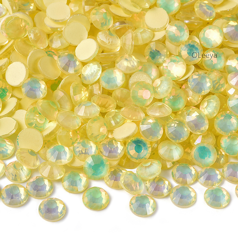 P117 Jonquil Luminous opal