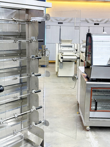 Horno Rotatorio para <span class=keywords><strong>Pollo</strong></span> con 6 Varillas y Puerta de Visión Completa, Protección Contra Sobrecalentamiento, Horno Rotatorio Comercial Eléctrico/a Gas para Catering - Product Image 4