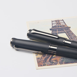 Stylos à bille en métal noir de luxe pour entreprise avec logo personnalisé, largeur d'écriture 1,0 mm, nouveau produit de qualité - Product Image 3