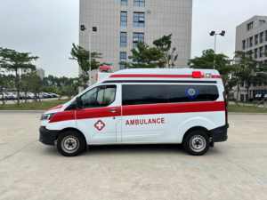 V362 Ambulance d'urgence ICU à essence manuelle, neuve, pour transport médical hospitalier, très demandée, autres émissions - Product Image 3