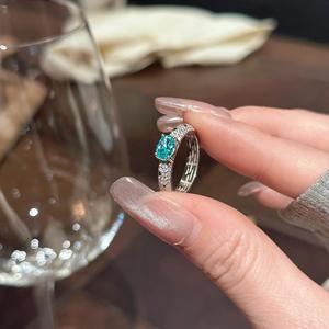 Anillo de Plata Pura S925 de Lujo Ligero, con Gota de Paraiba, Diamantes Completos, Estampado de Leopardo Blanco y Negro, Antiguo, Geométrico - Product Image 3