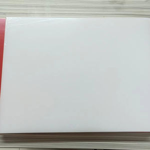 Tabla de cortar de HDPE ecológica, certificada por la FDA, no tóxica, varios colores de tamaños para uso doméstico y profesional - Product Image 1