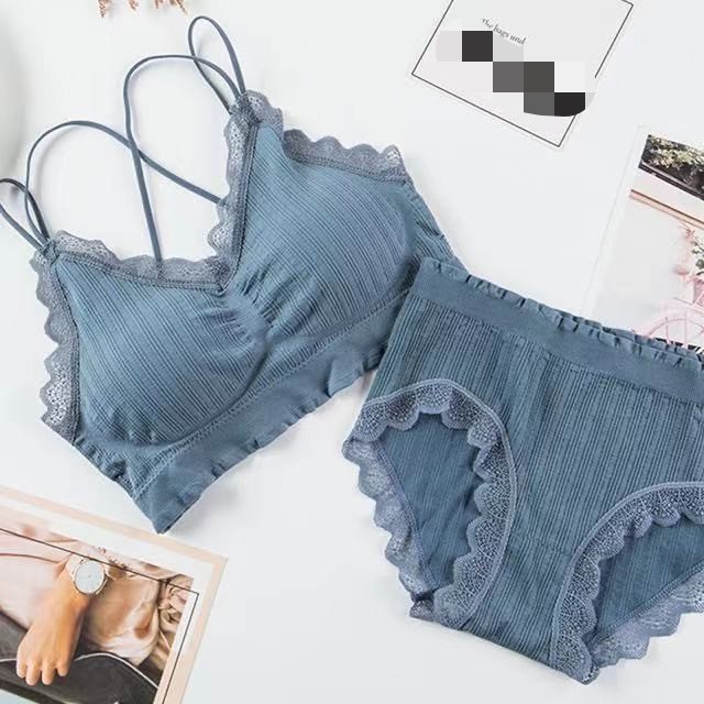 Gray blue