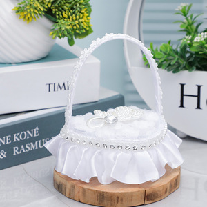 Miniature Ring Pillow Box Creative Wedding Prop Exquisite <b>Lace</b> & <b>White</b> Rhinestone-Adorned Handheld Ring Box - Product Image 1